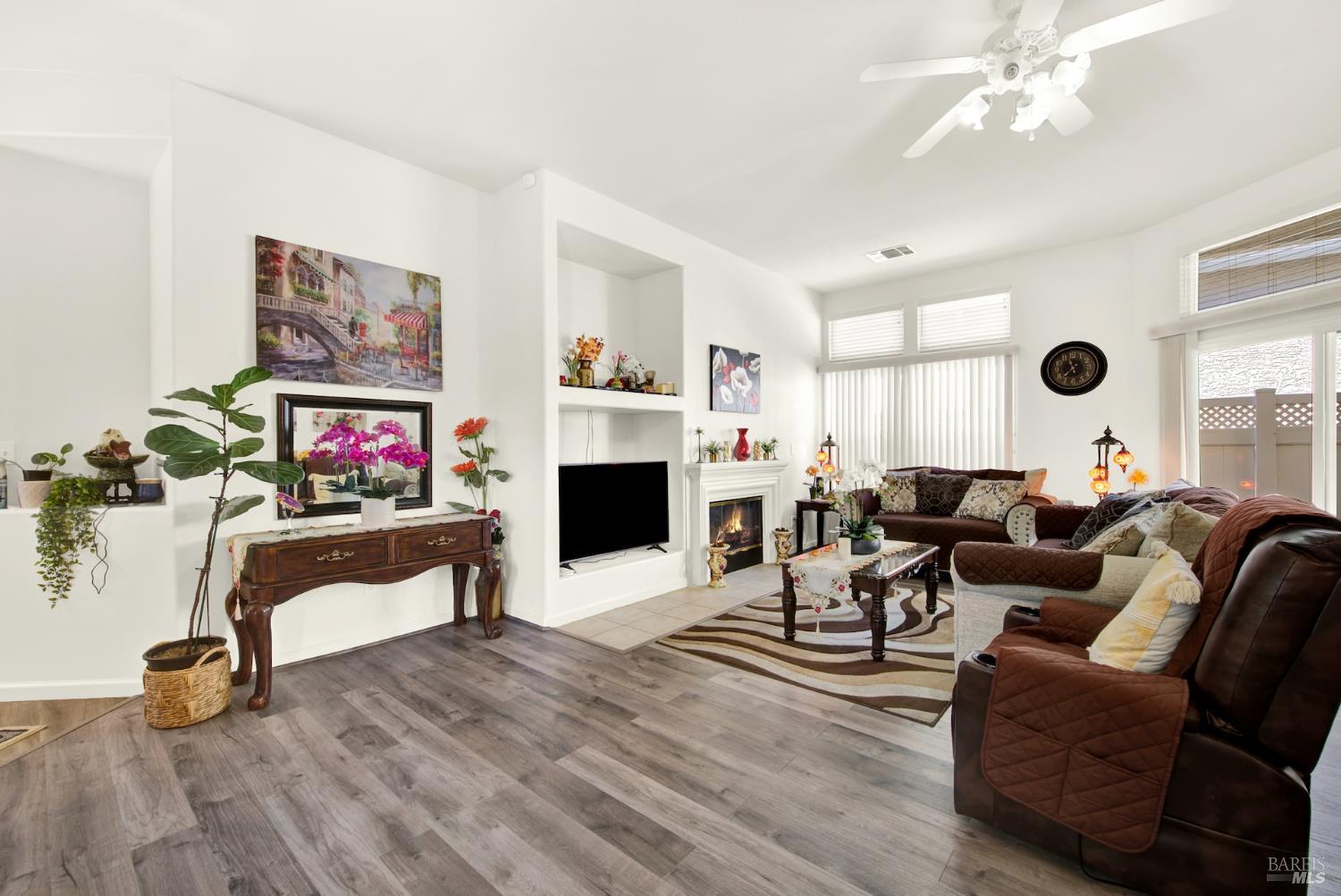 401 Marvin Gardens Drive Vacaville CA 95687