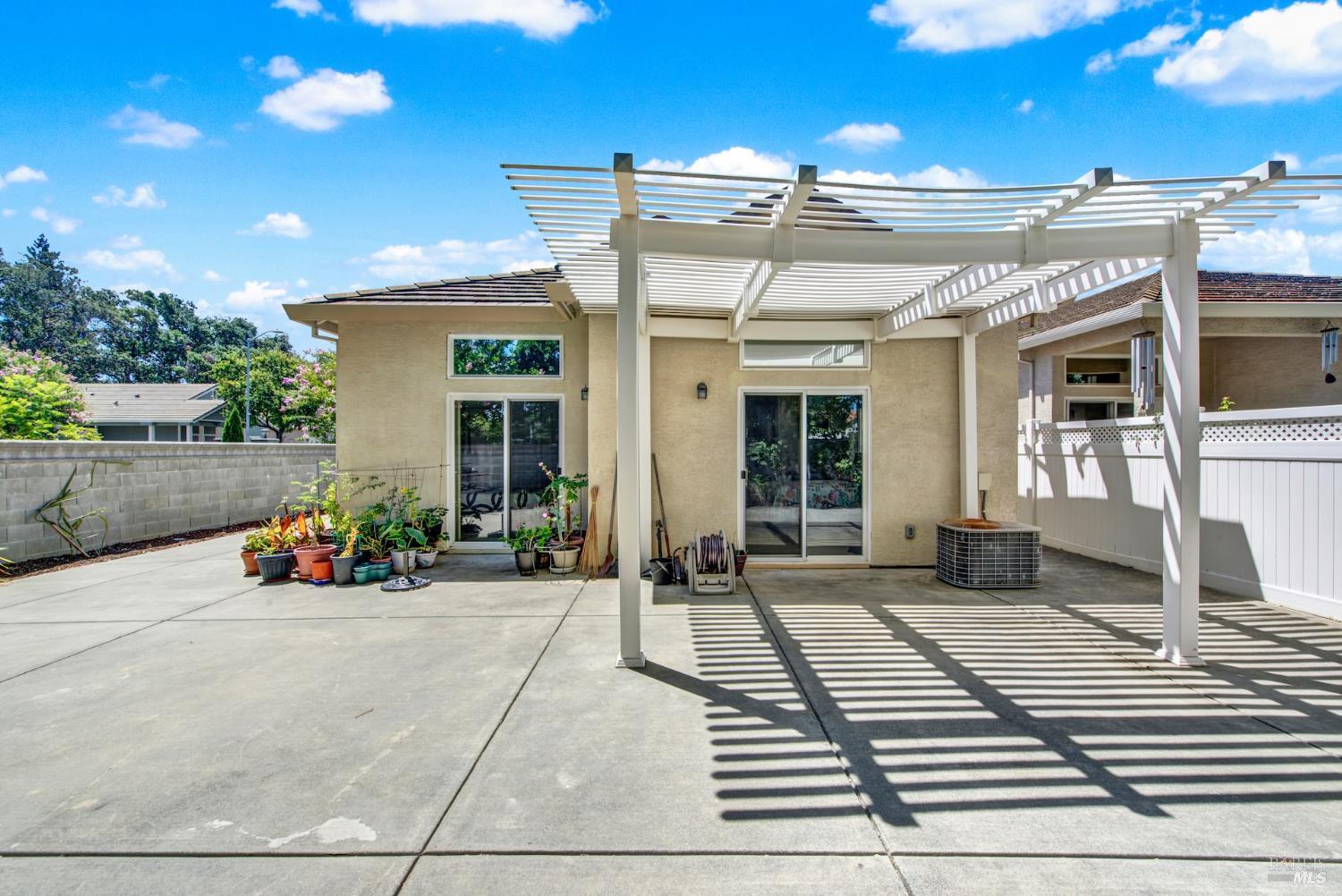 401 Marvin Gardens Drive Vacaville CA 95687