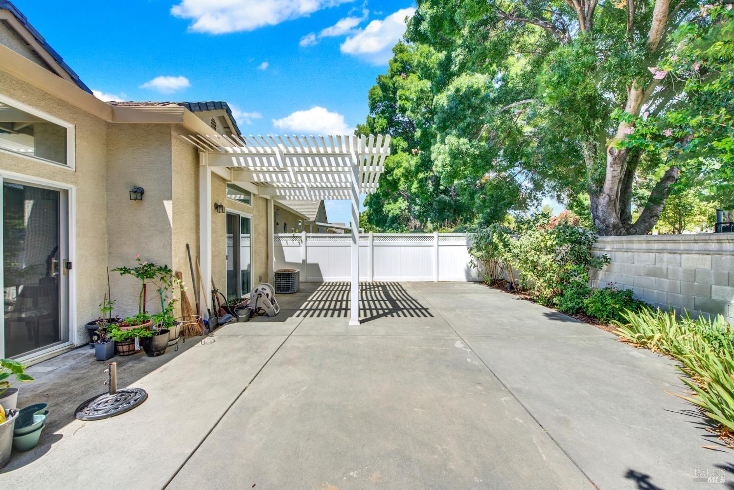 401 Marvin Gardens Drive Vacaville CA 95687