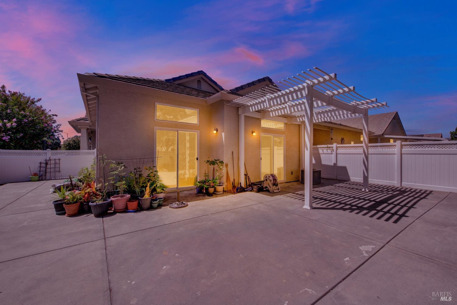 401 Marvin Gardens Drive Vacaville CA 95687