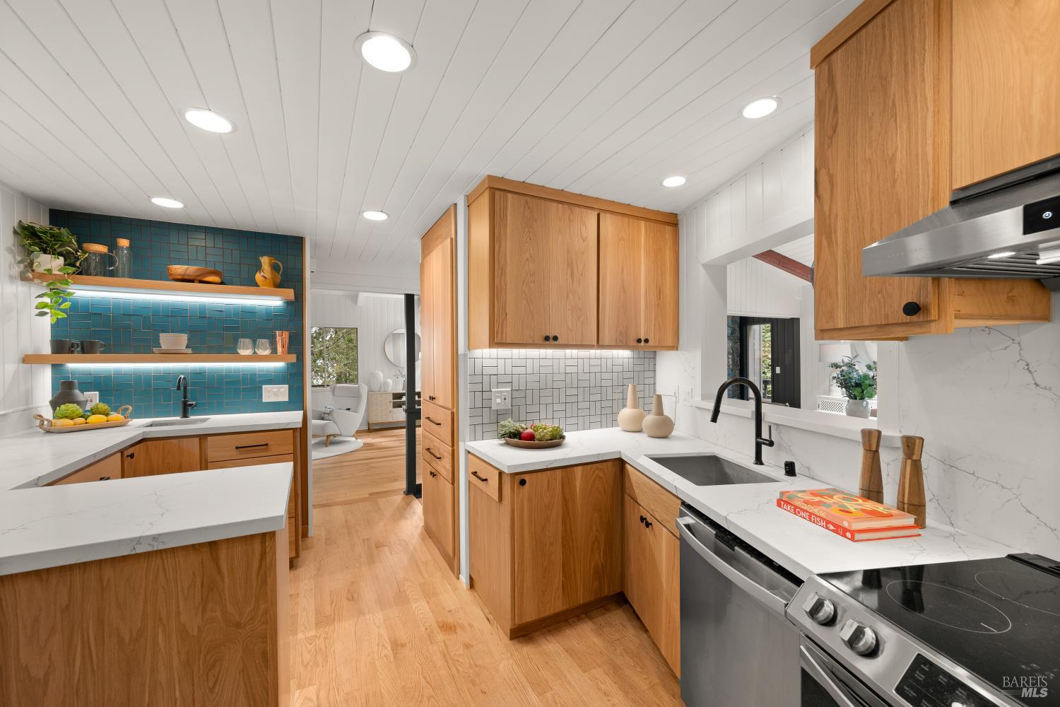495 Redwood Avenue Corte Madera CA 94925