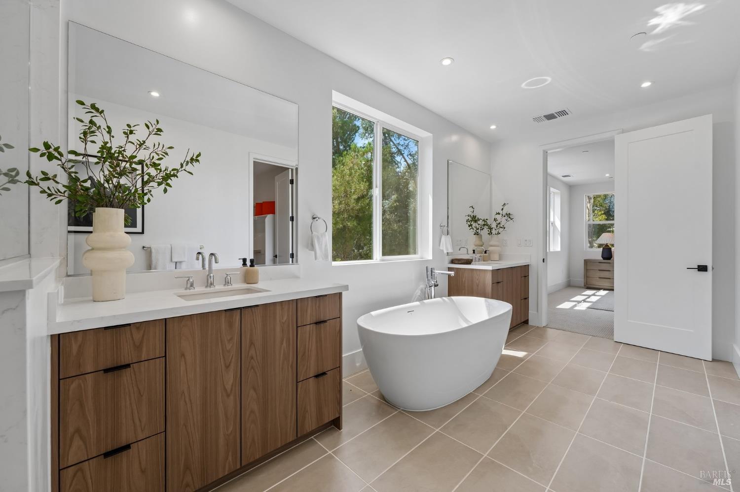 3746 Crown Hill Drive Santa Rosa CA 95404