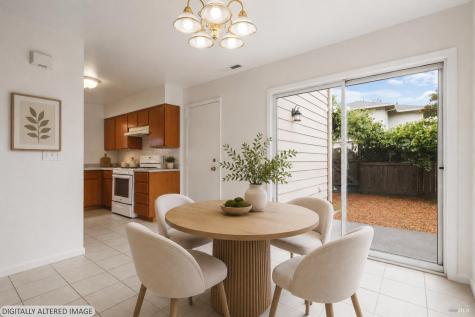 12 Alana Way Cloverdale CA 95425