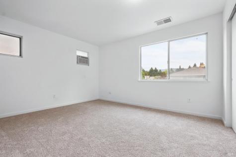 12 Alana Way Cloverdale CA 95425
