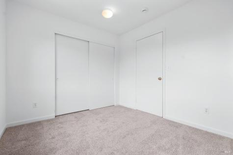 12 Alana Way Cloverdale CA 95425