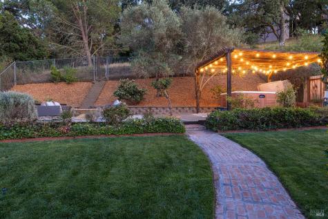 613 Rowland Boulevard Novato CA 94947