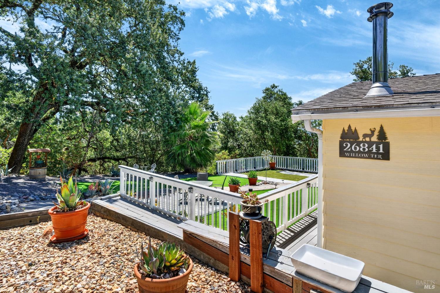 26841 Willow Terrace Cloverdale CA 95425