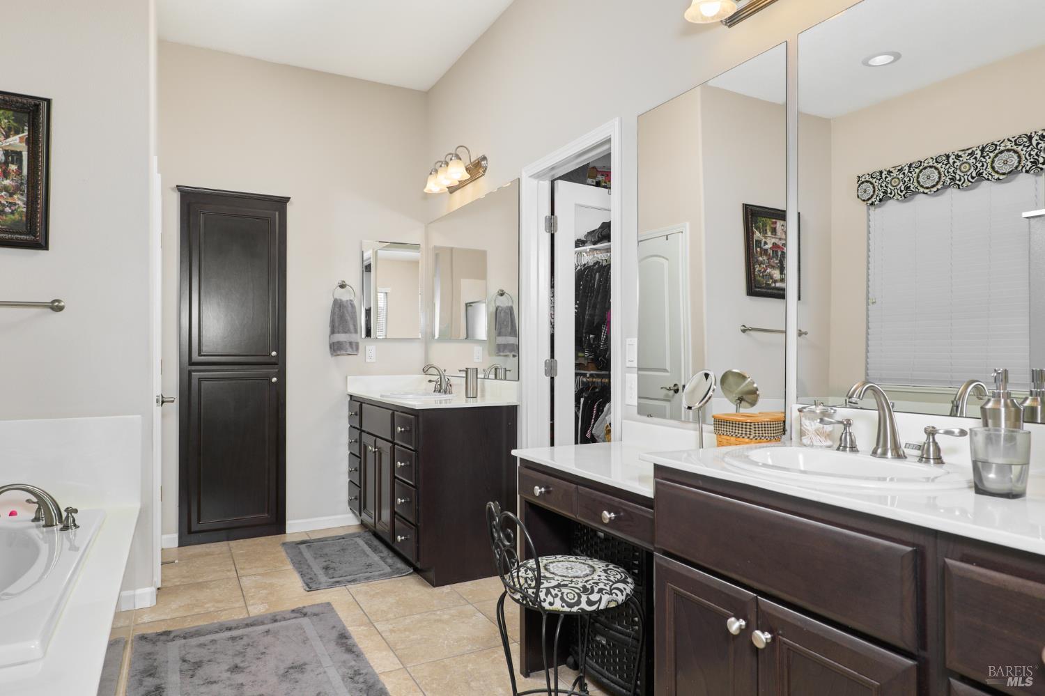 516 Three Rivers Court Rio Vista CA 94571
