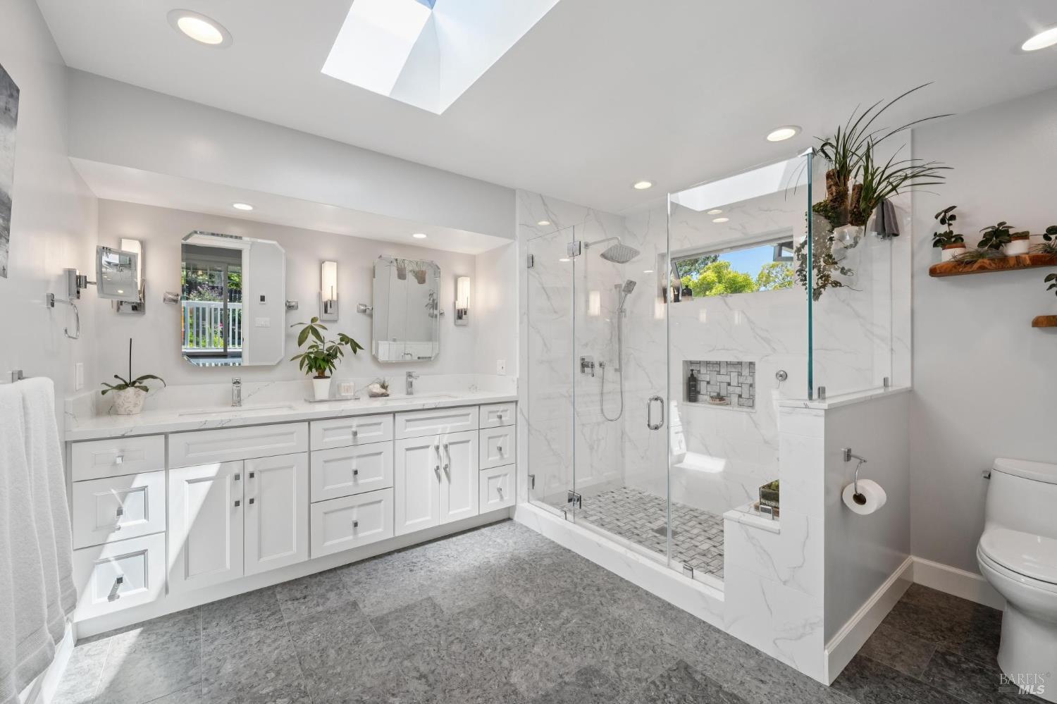 10 Santa Yorma Court Novato CA 94945