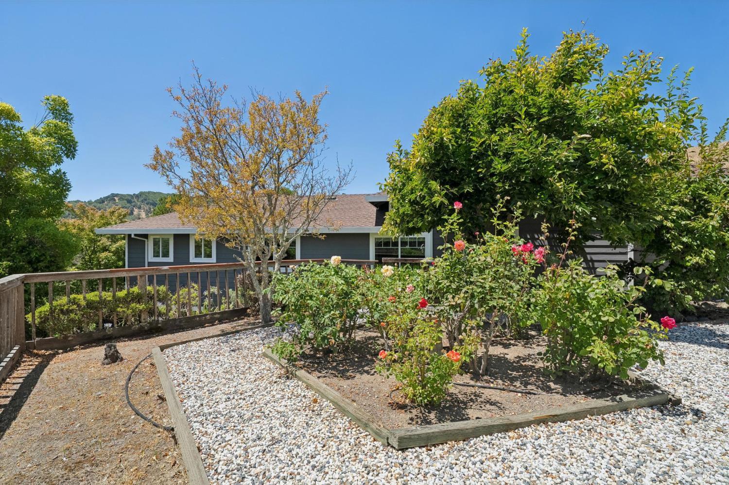 10 Santa Yorma Court Novato CA 94945