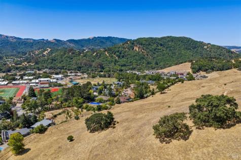 10 Santa Yorma Court Novato CA 94945