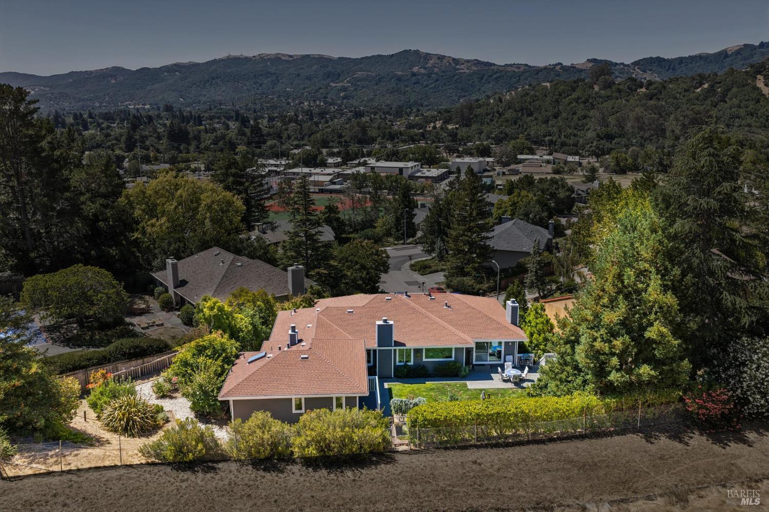 10 Santa Yorma Court Novato CA 94945