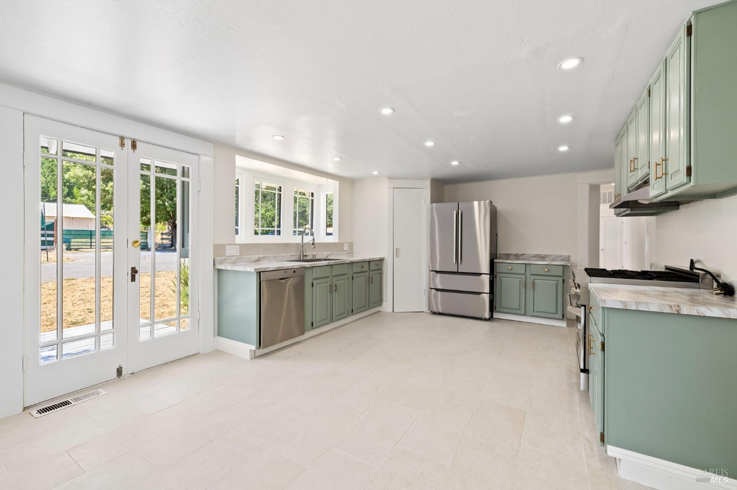 12900 S Highway 101 Highway Hopland CA 95449