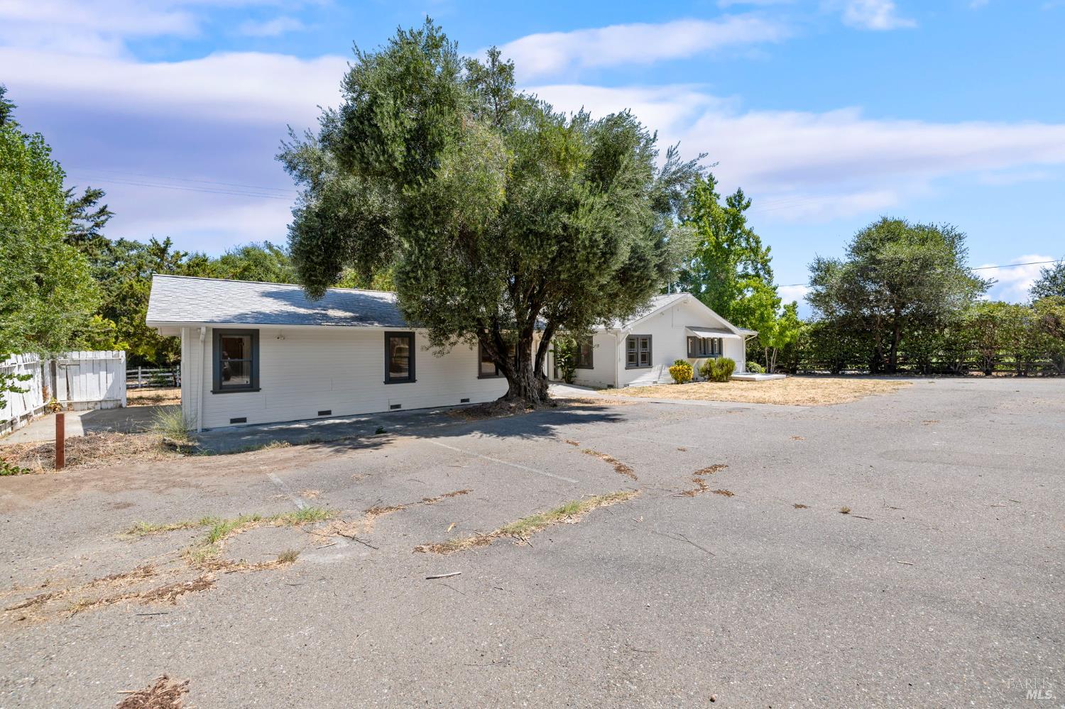 12900 S Highway 101 Highway Hopland CA 95449