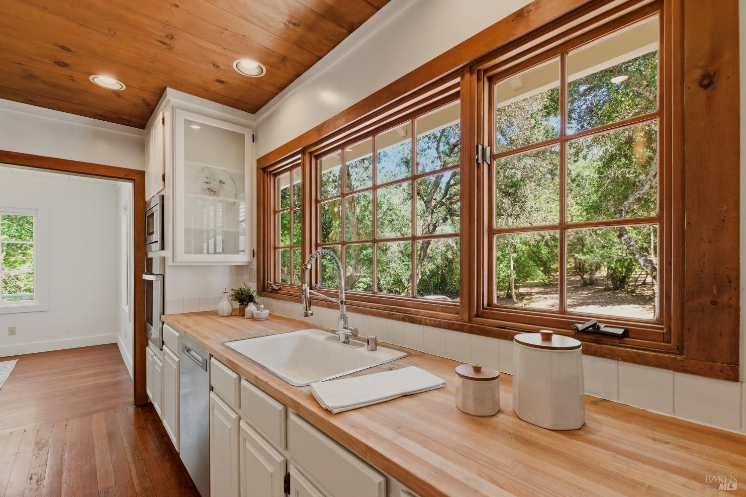 1866 Silverado Trail Napa CA 94558
