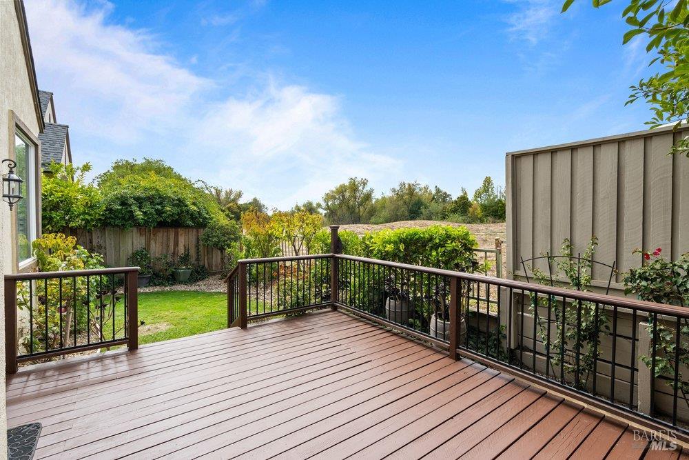 2010 Falcon Ridge Drive Petaluma CA 94954
