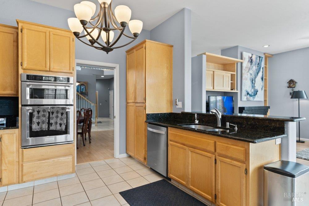 2010 Falcon Ridge Drive Petaluma CA 94954
