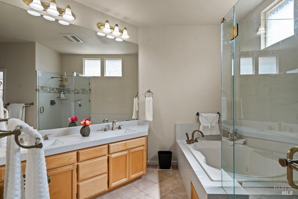 2010 Falcon Ridge Drive Petaluma CA 94954