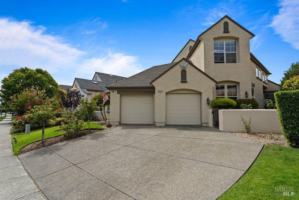 2010 Falcon Ridge Drive Petaluma CA 94954