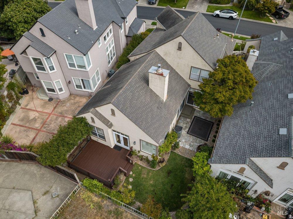 2010 Falcon Ridge Drive Petaluma CA 94954