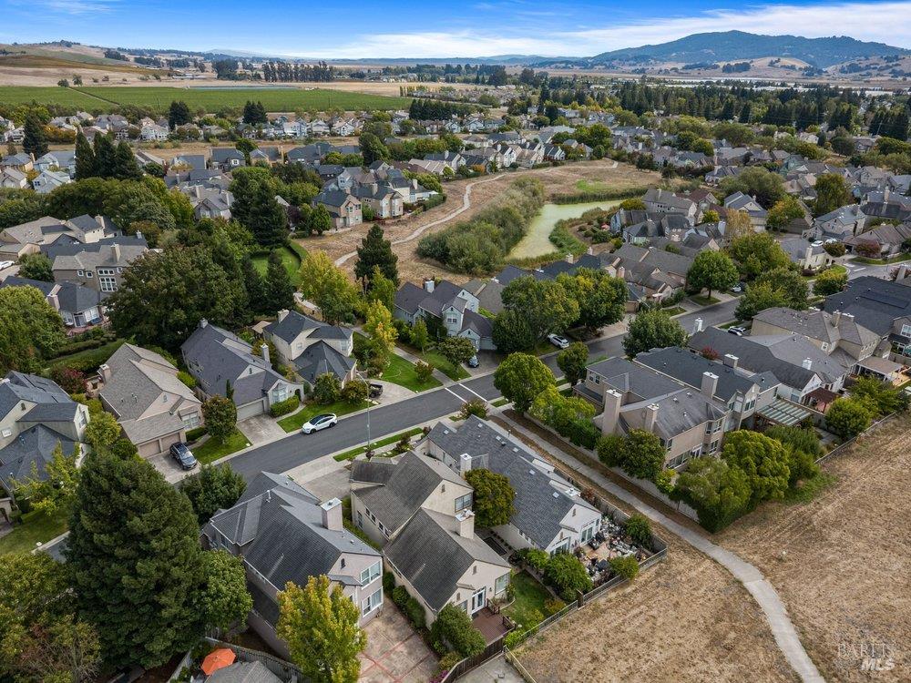 2010 Falcon Ridge Drive Petaluma CA 94954