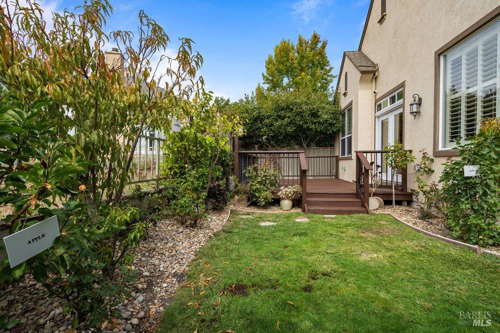 2010 Falcon Ridge Drive Petaluma CA 94954