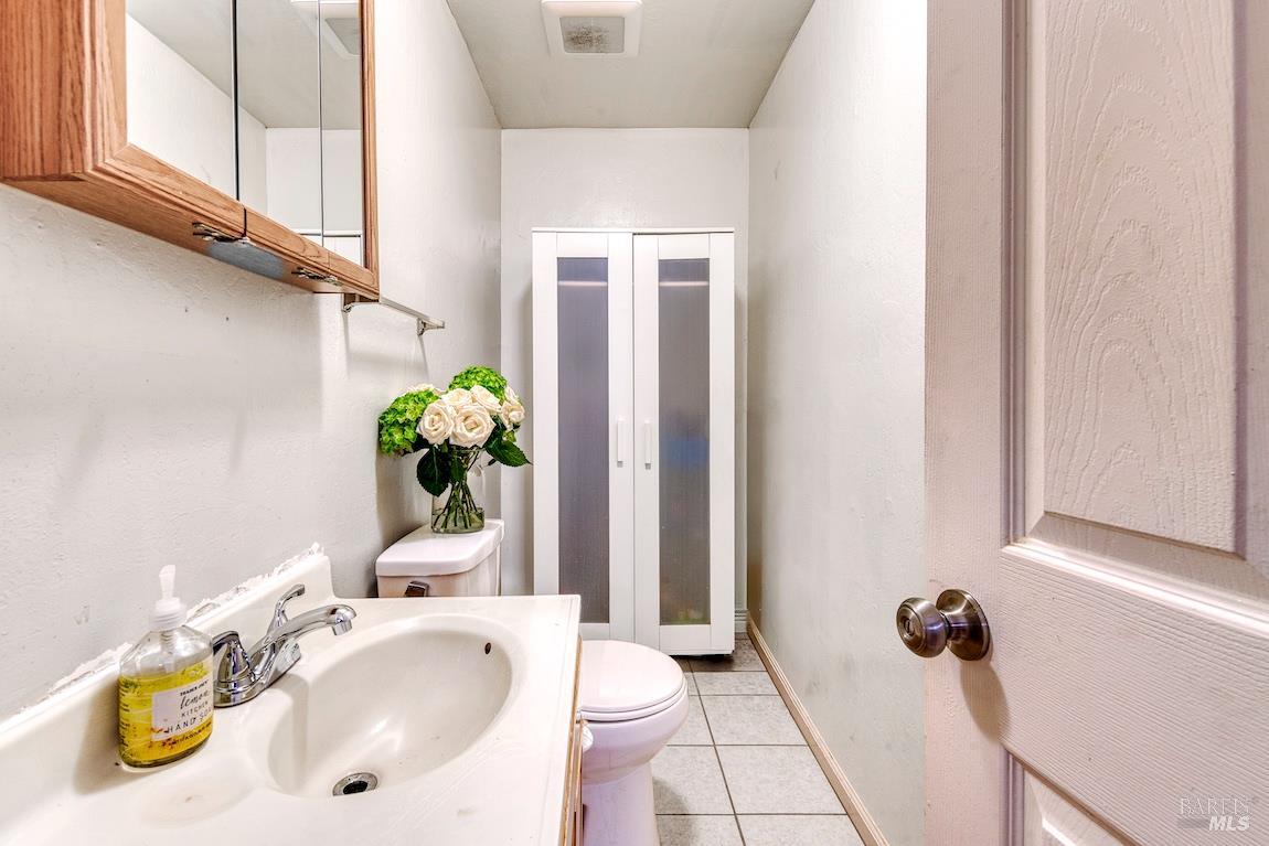 1128 Chester Street Oakland CA 94607