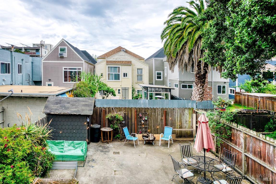 1128 Chester Street Oakland CA 94607