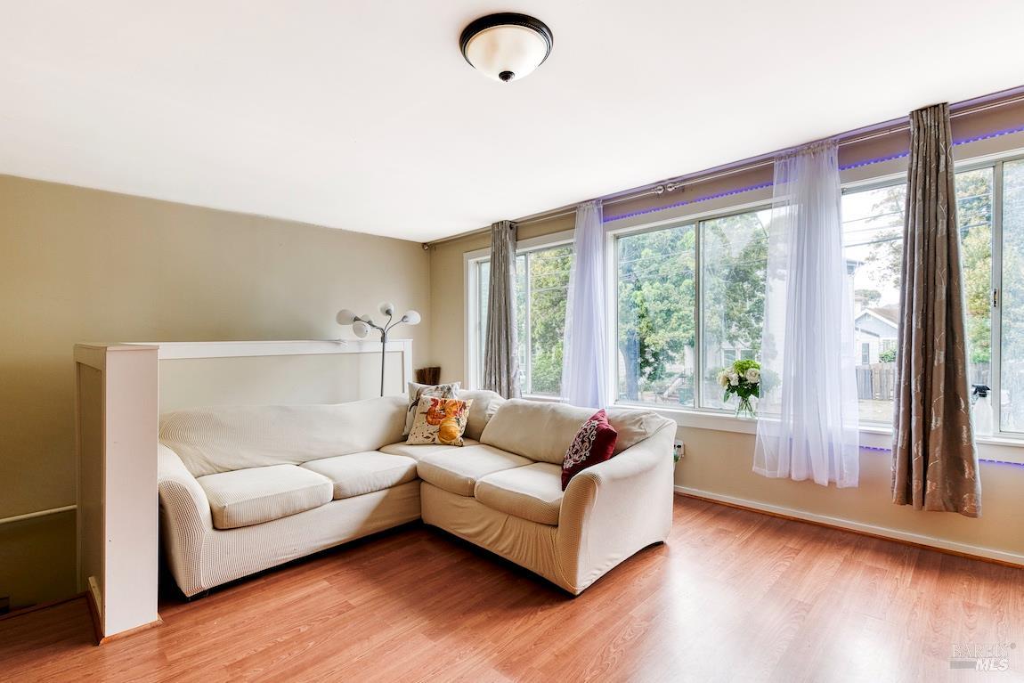 1128 Chester Street Oakland CA 94607