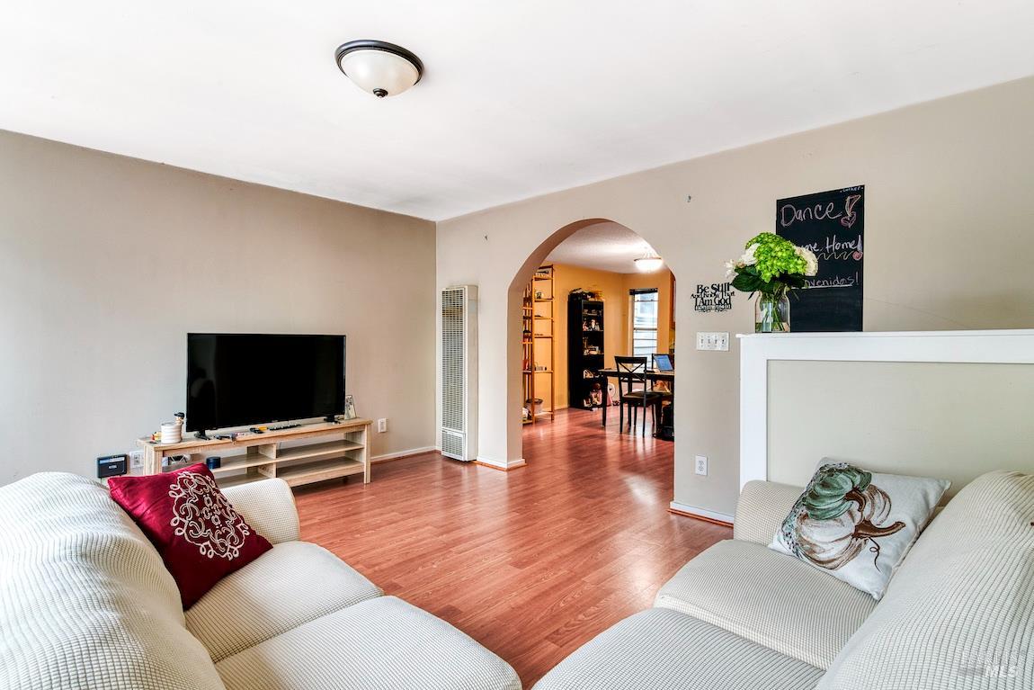 1128 Chester Street Oakland CA 94607