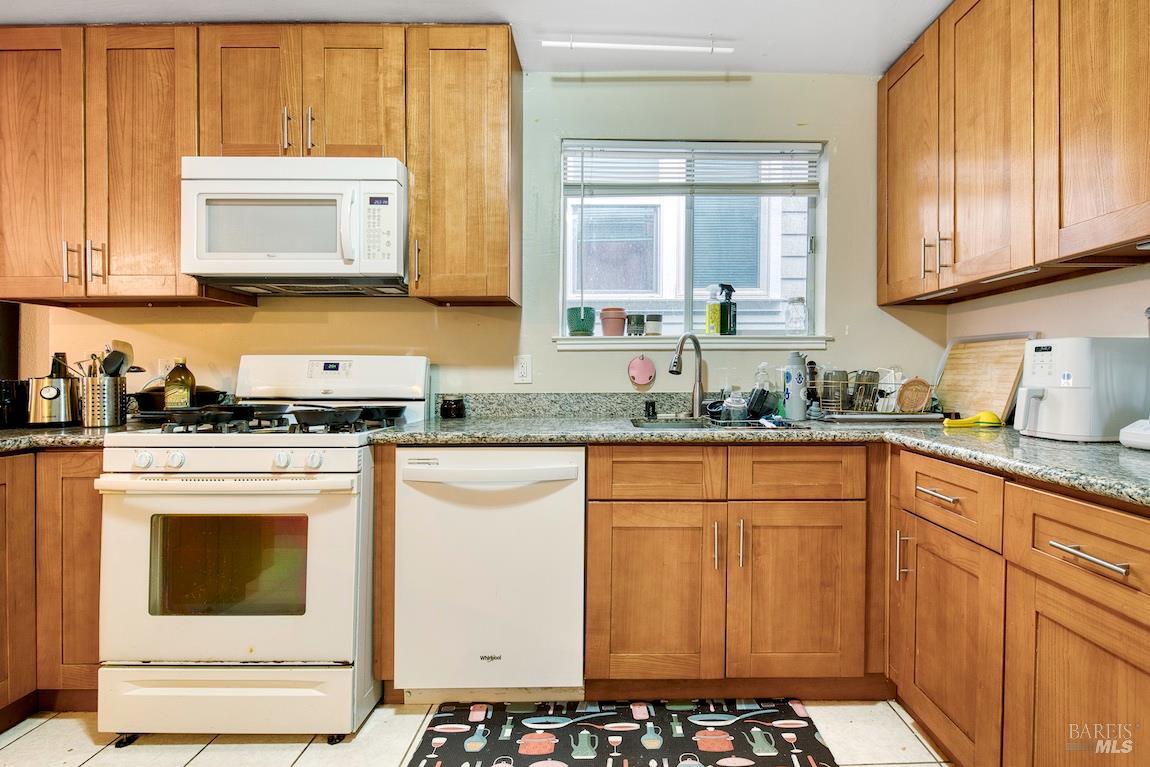 1128 Chester Street Oakland CA 94607