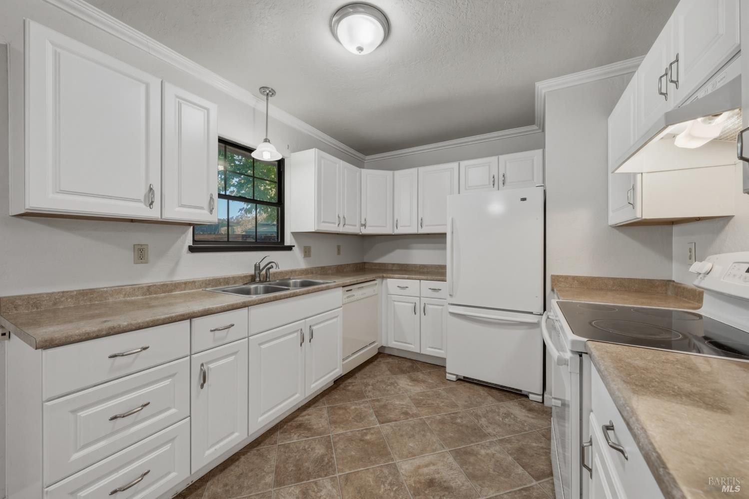 6870 Stonybrook Drive Clearlake CA 95422