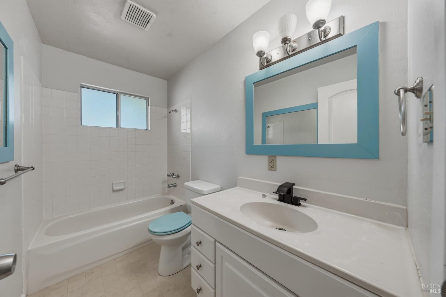 6870 Stonybrook Drive Clearlake CA 95422
