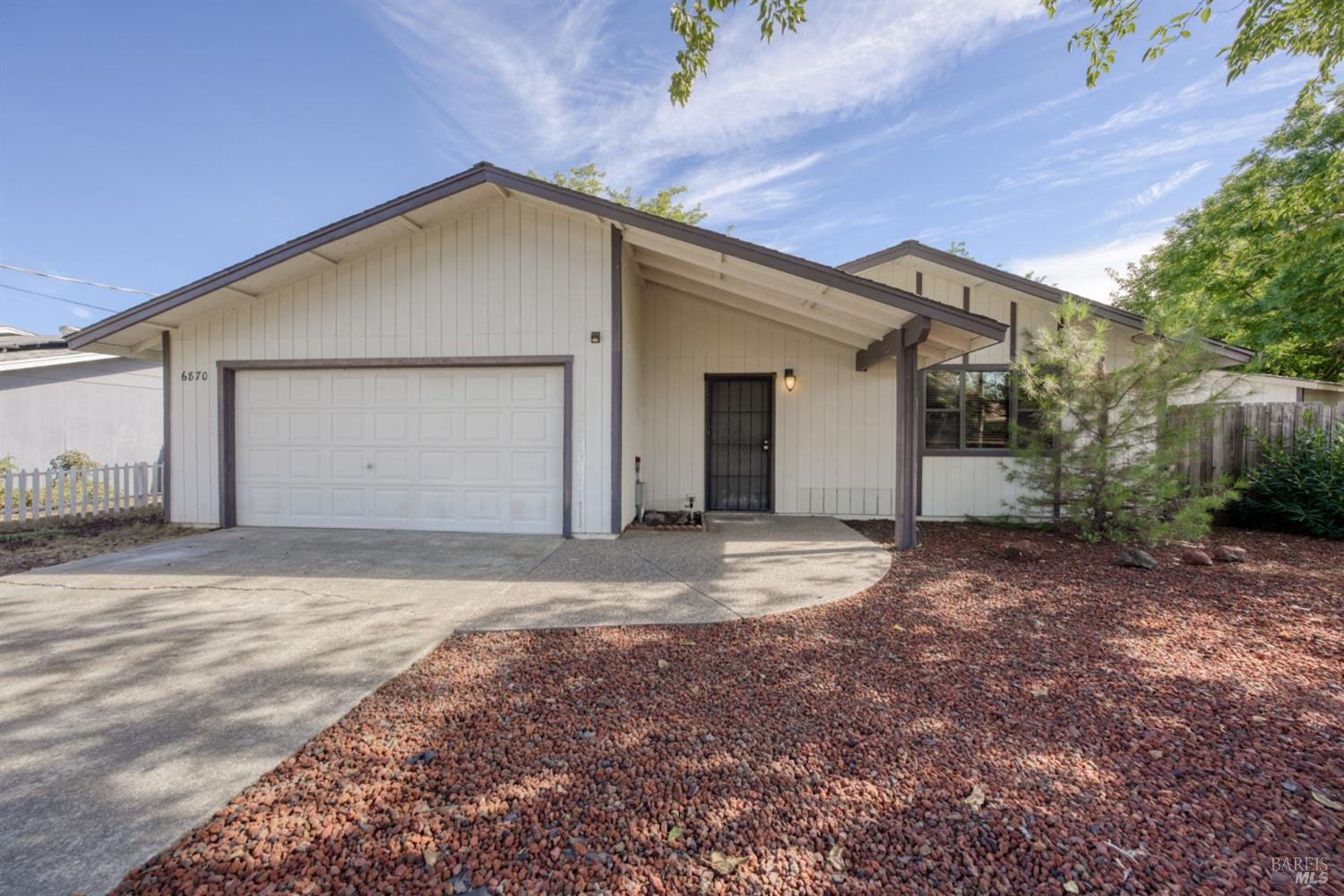 6870 Stonybrook Drive Clearlake CA 95422