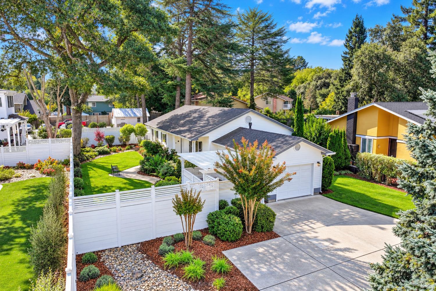 2111 W Lincoln Avenue Napa CA 94558