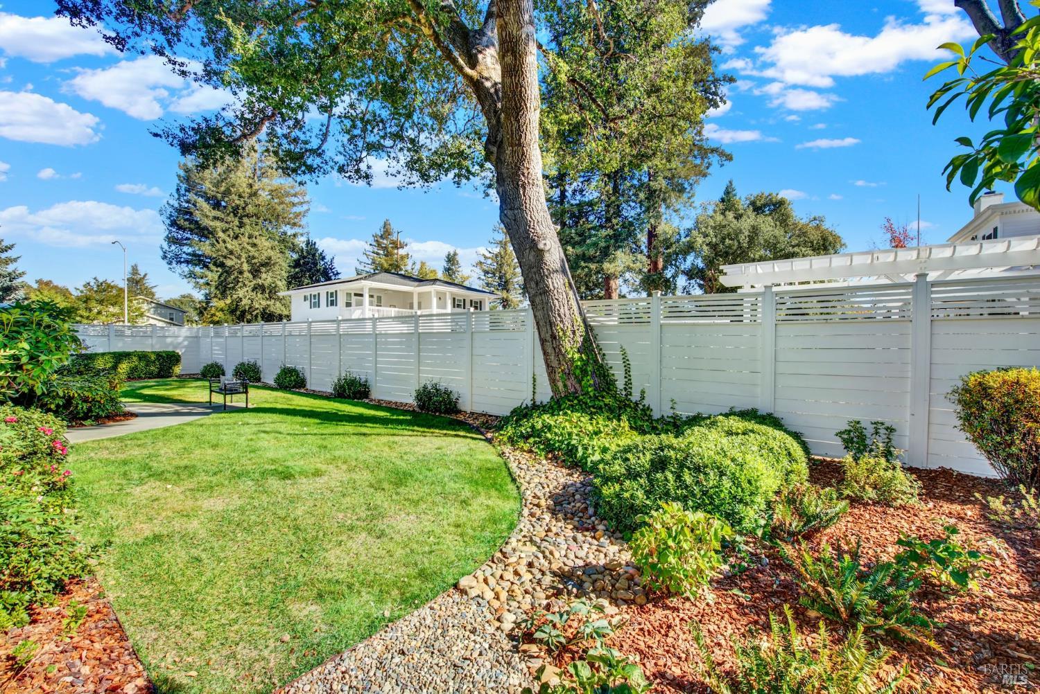 2111 W Lincoln Avenue Napa CA 94558