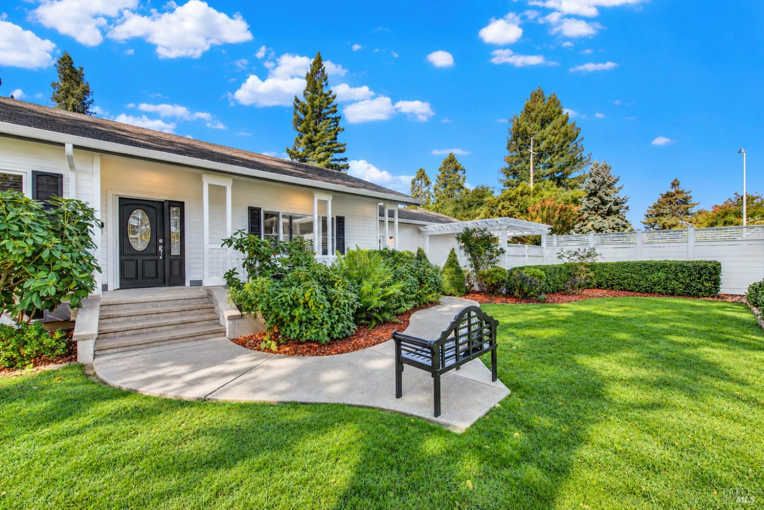 2111 W Lincoln Avenue Napa CA 94558