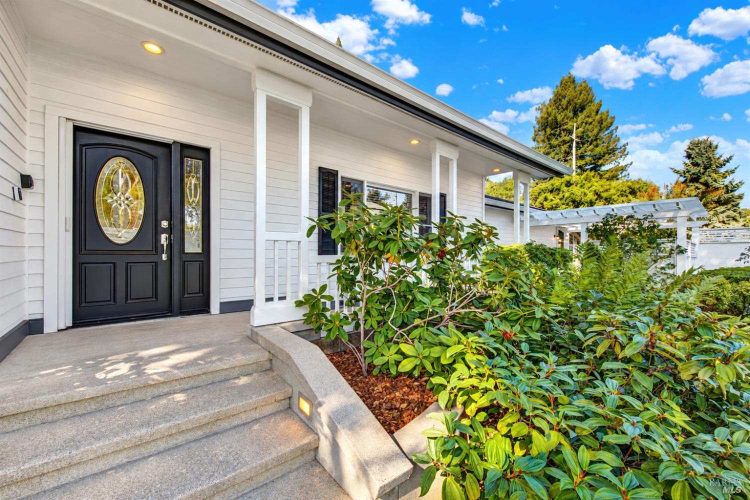 2111 W Lincoln Avenue Napa CA 94558