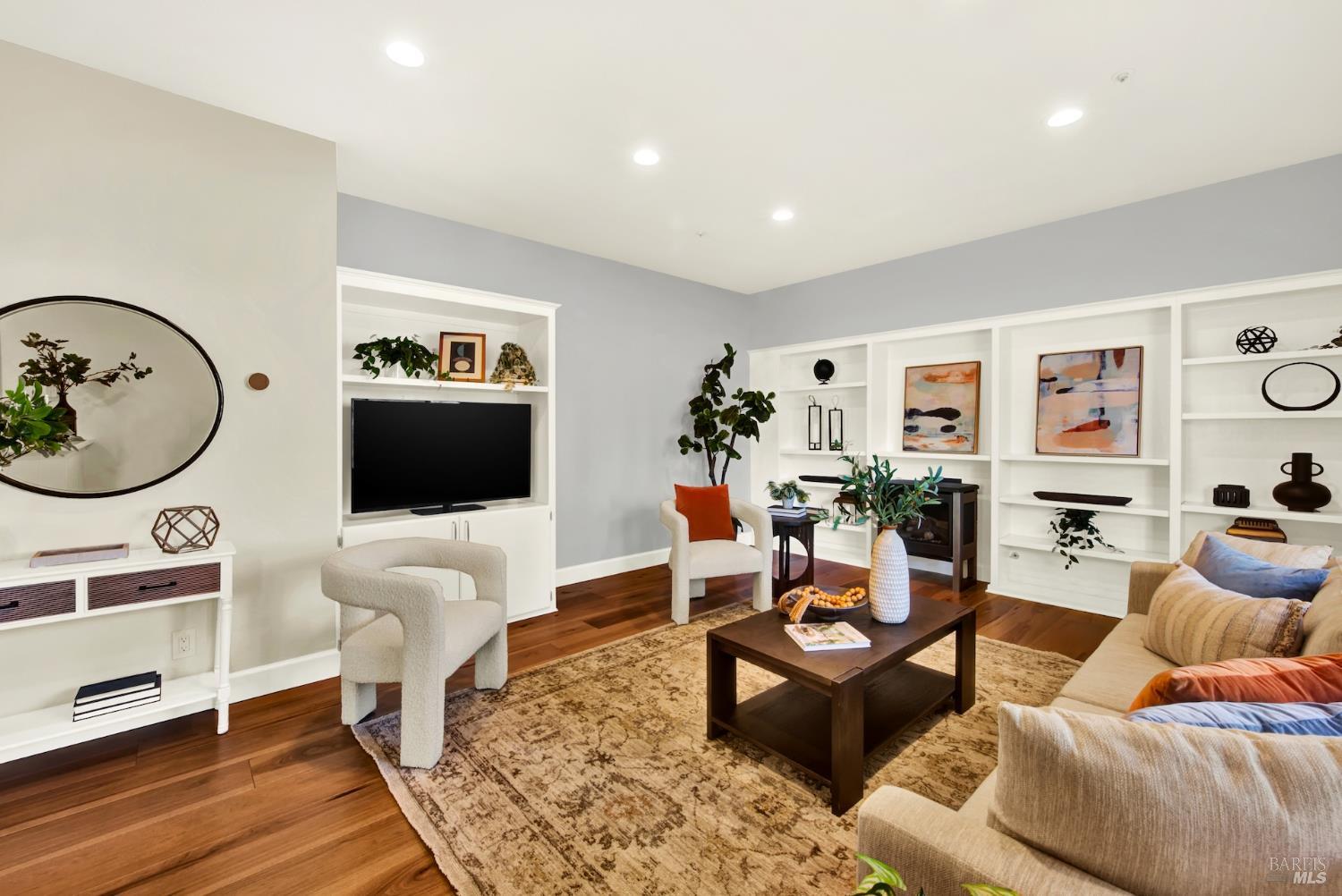 2111 W Lincoln Avenue Napa CA 94558
