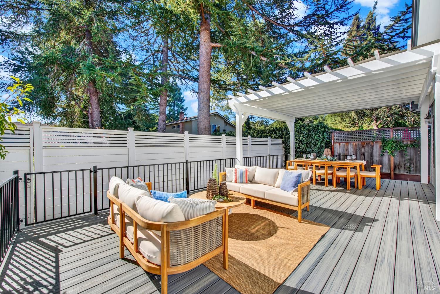 2111 W Lincoln Avenue Napa CA 94558