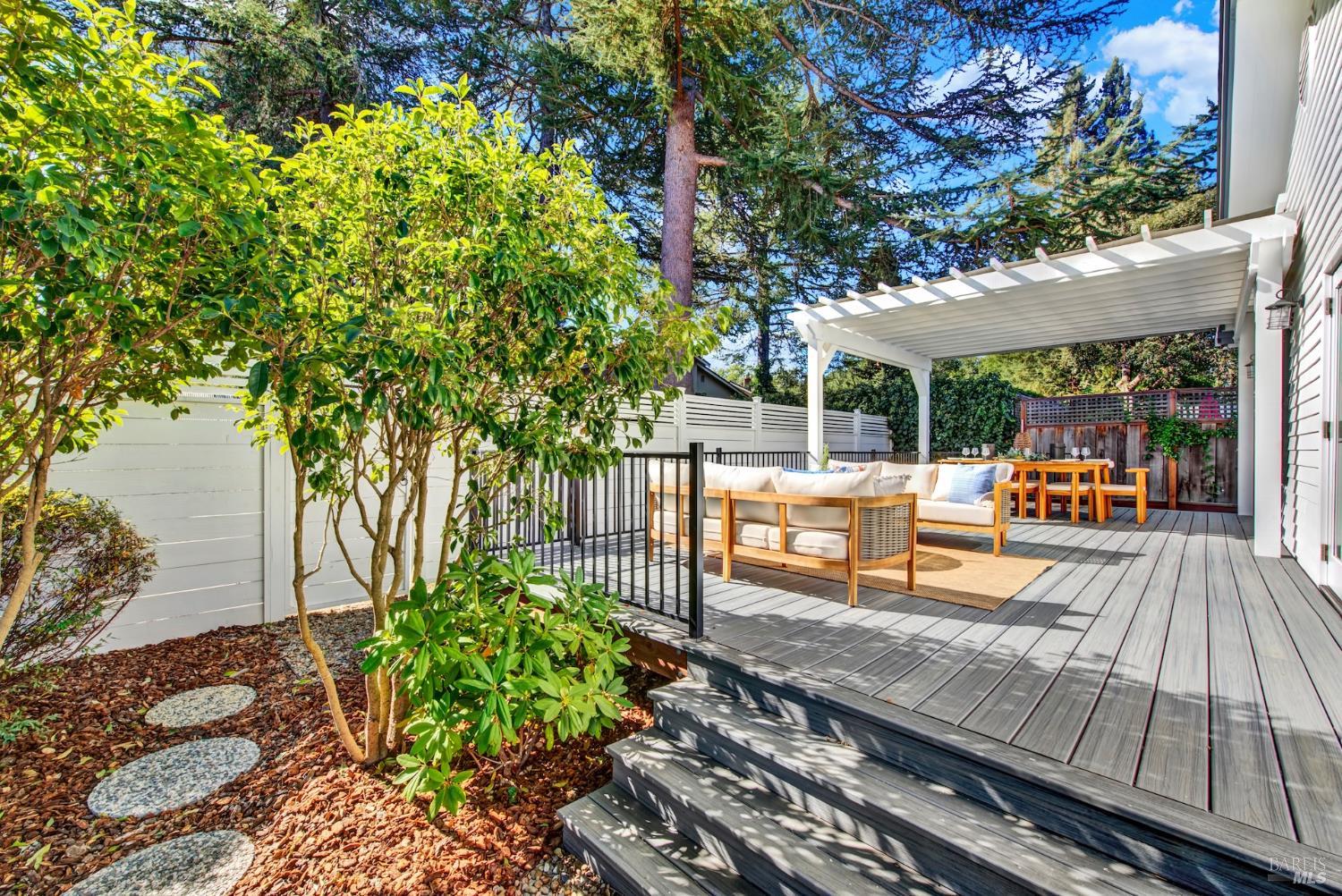 2111 W Lincoln Avenue Napa CA 94558