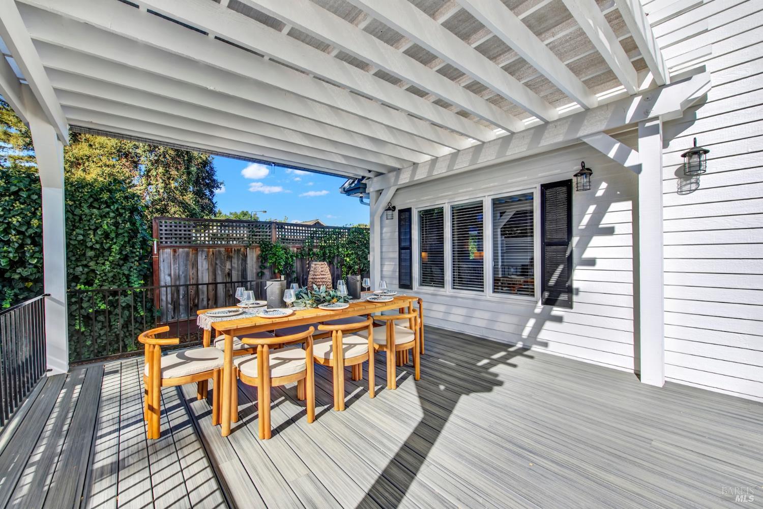 2111 W Lincoln Avenue Napa CA 94558