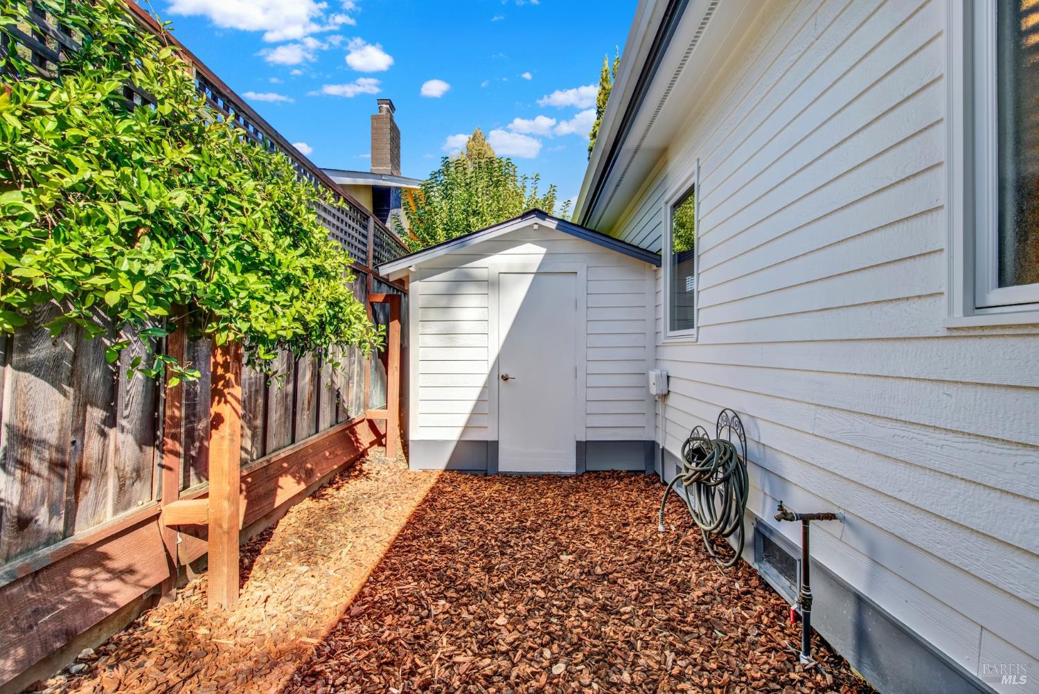 2111 W Lincoln Avenue Napa CA 94558