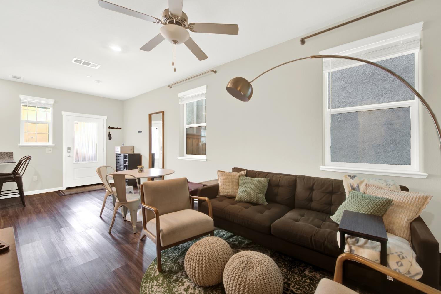 3298 New York Road West Sacramento CA 95691