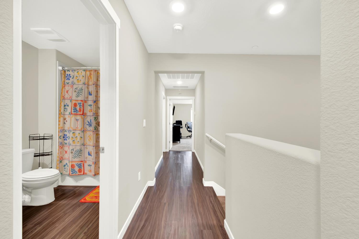3298 New York Road West Sacramento CA 95691