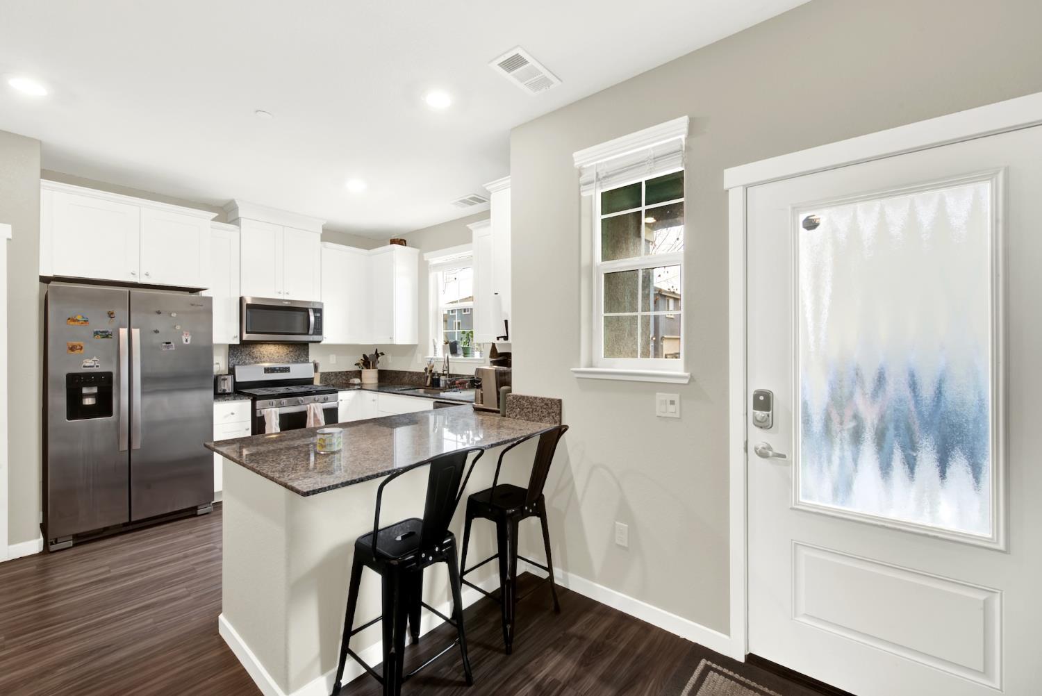 3298 New York Road West Sacramento CA 95691