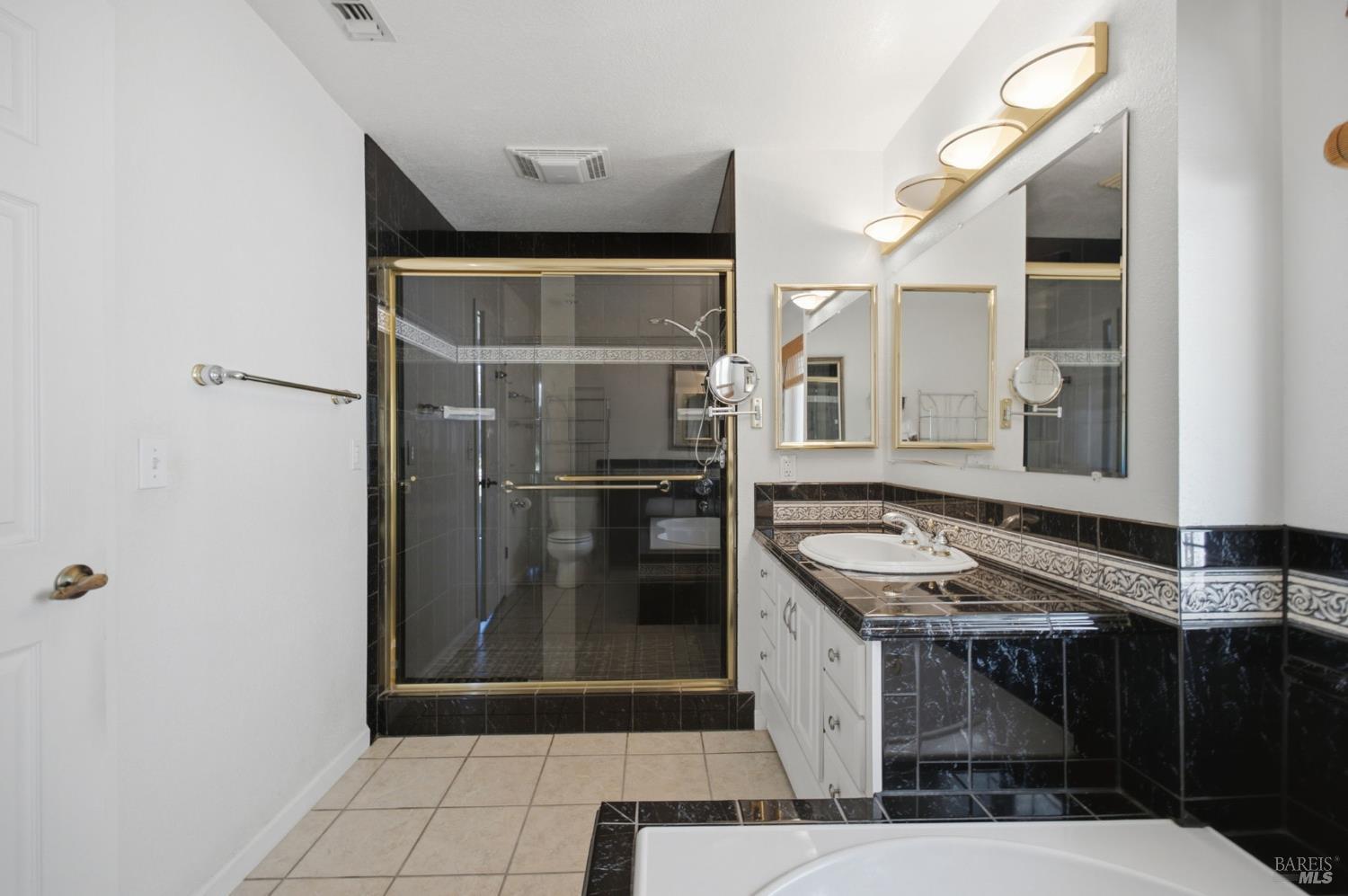 342 N Alamo Drive Vacaville CA 95688
