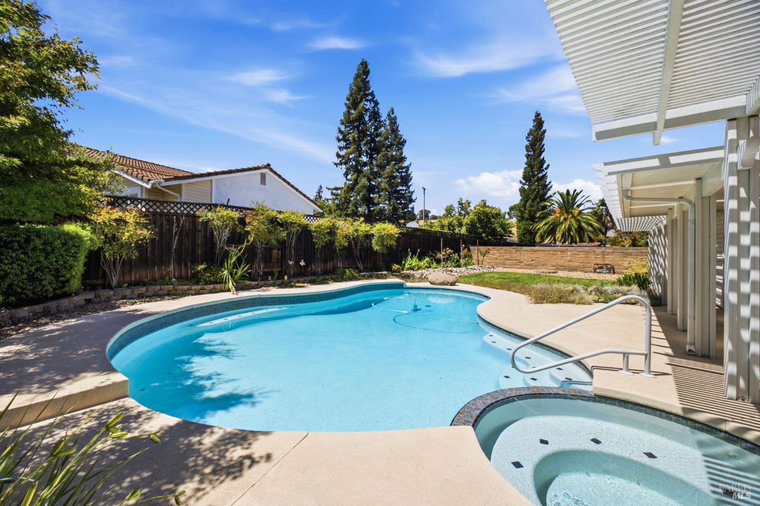 342 N Alamo Drive Vacaville CA 95688