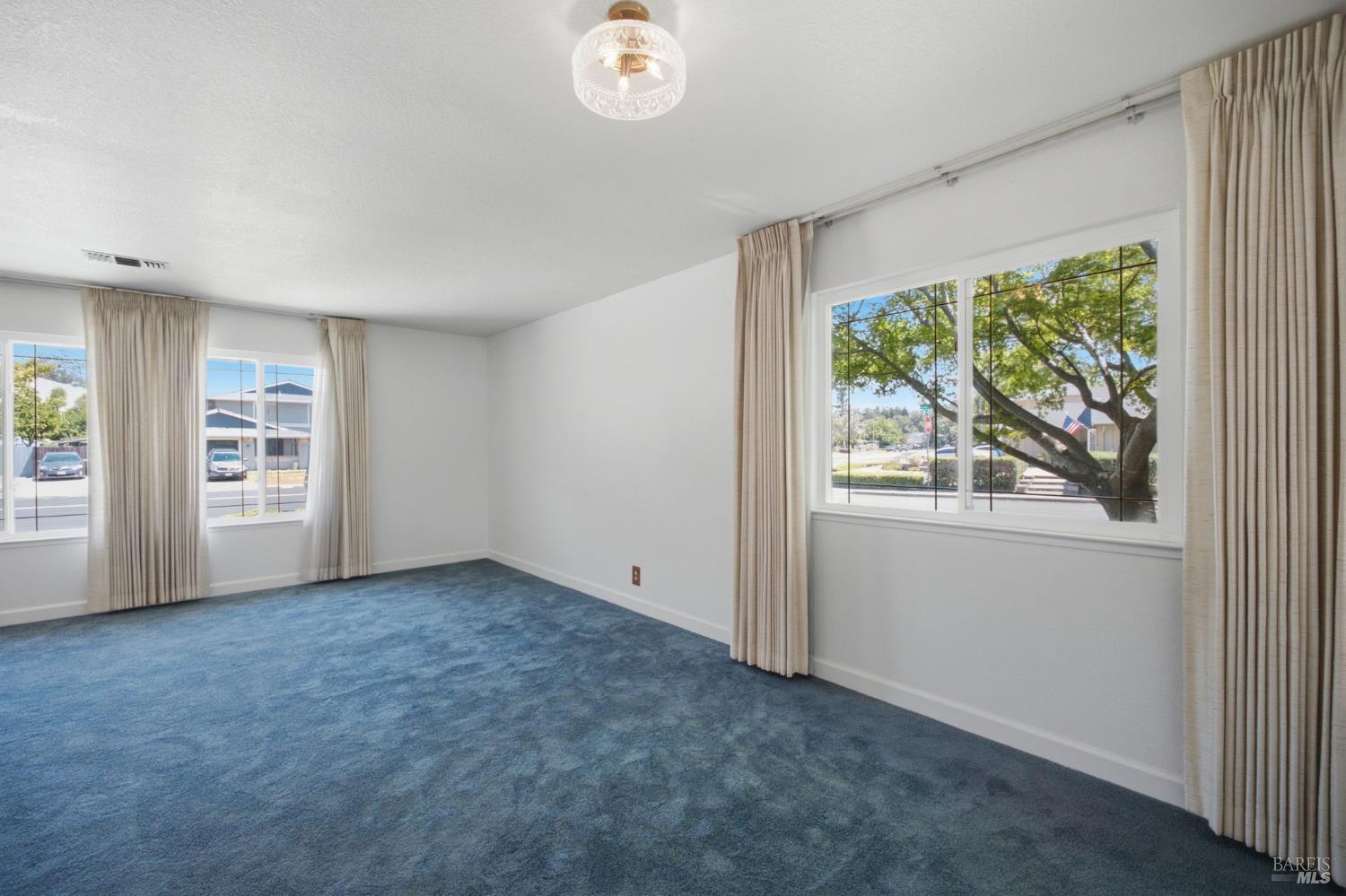 342 N Alamo Drive Vacaville CA 95688