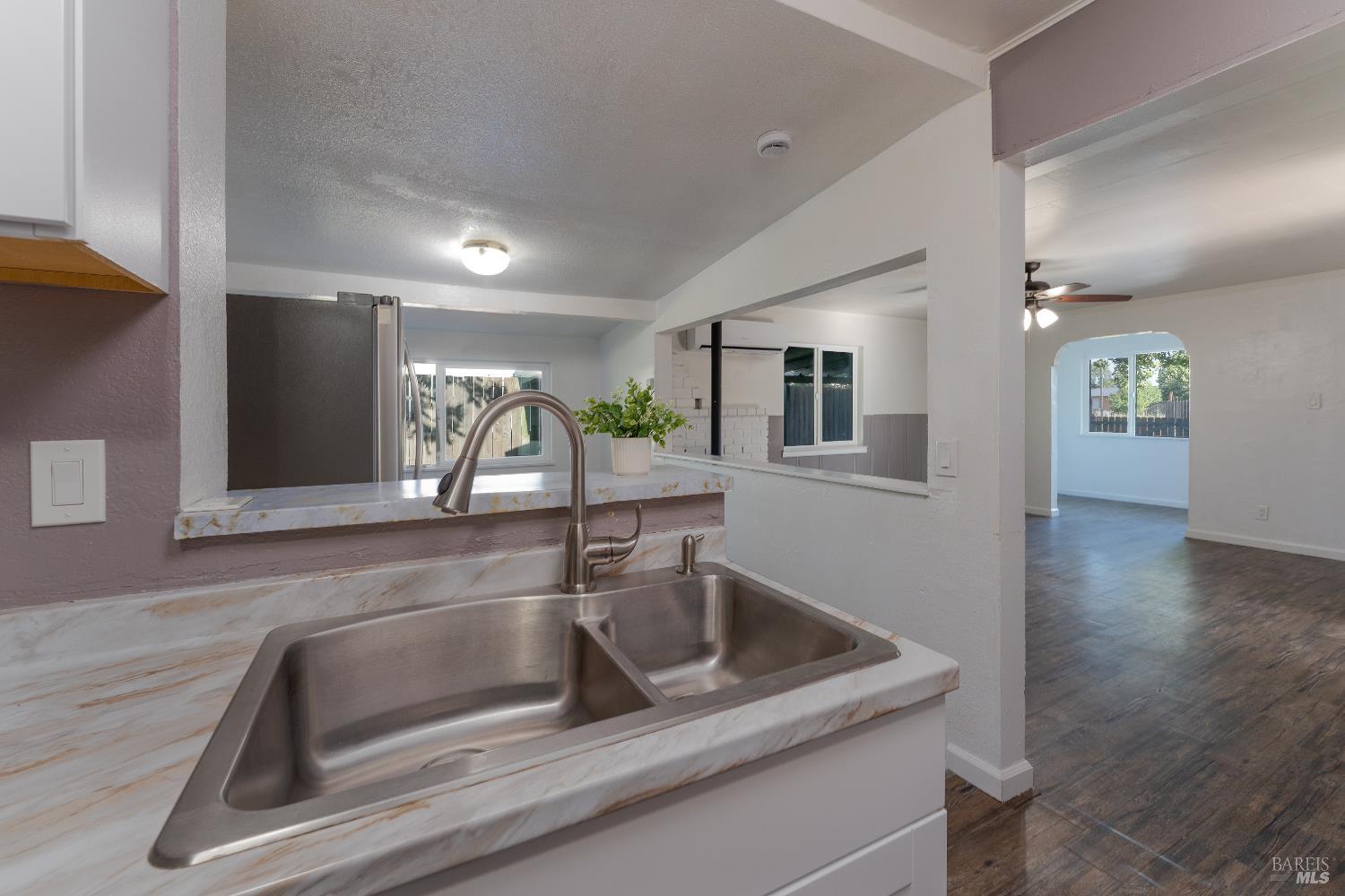 160 Thomas Street Ukiah CA 95482